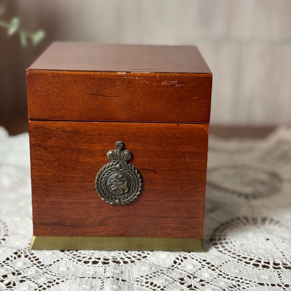 Vintage Mahogany and Brass Bombay Company Box with Medallion